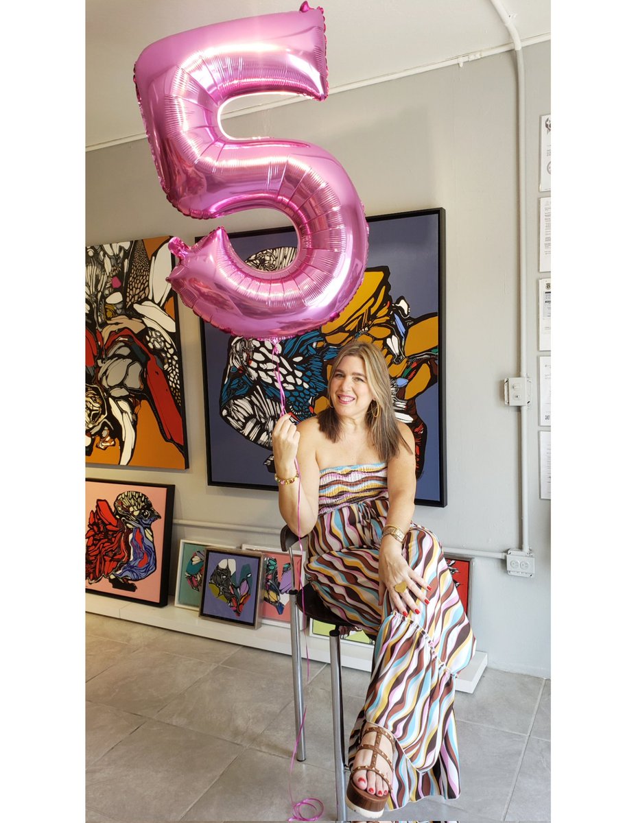 mporratadoria's tweet photo. ¡¡Hoy se celebra; la galería está de cumpleaños #5!! Un día como hoy hace 5 años celebramos la apertura de Madian Porrata-Doria Studio-Gallery.
#love #artgallery #artiststudio #studiogallery #madianporratadoria #womenartists #puertoricanartist #cupey #sanjuan #puertorico https://t.co/A5W2CN5SrT