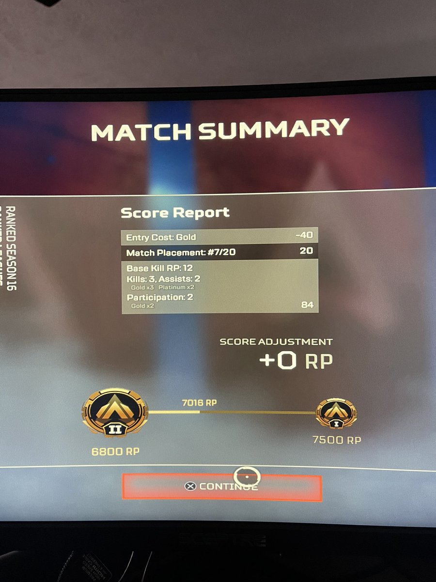 KotaLebert's tweet photo. @PlayApex Happens all the time. Starting to get use to gold 😂 https://t.co/Nbl4Bn9K2G