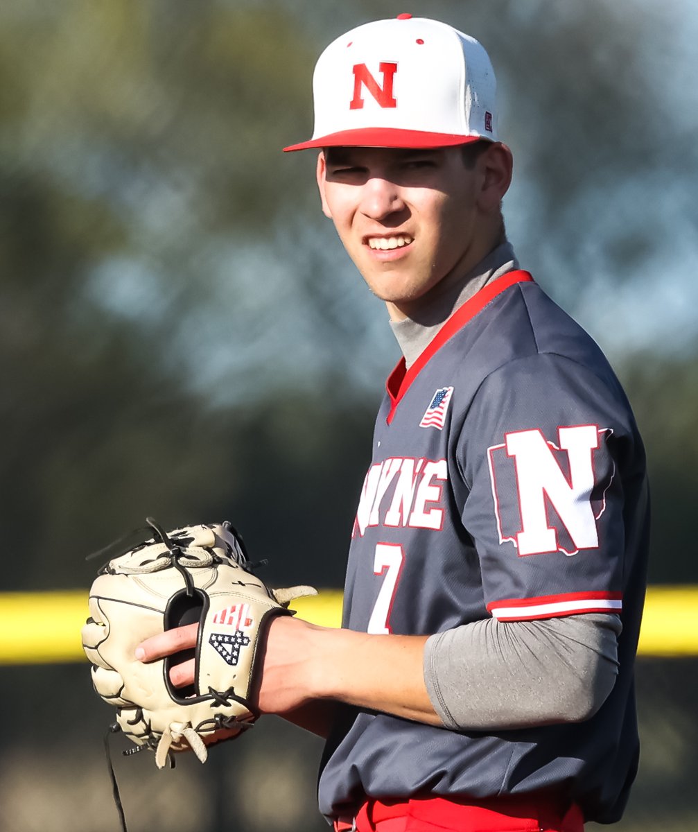 josh_mc1982's tweet image. BB: Photos from the WCAL battle between Norwayne and Hillsdale #TDR #5of5