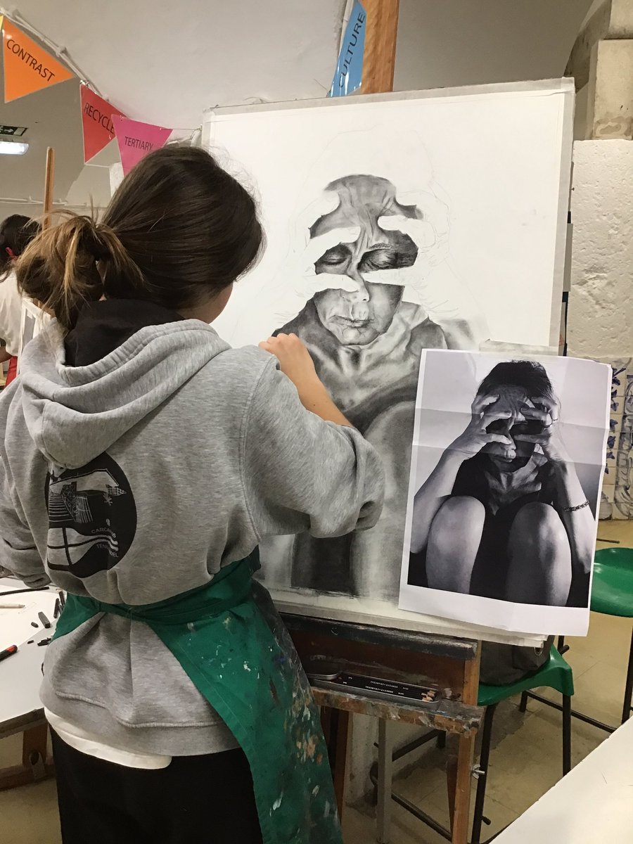 Congrats to the GCSE Art Students who have finished their Art exams last week. Looking forward to seeing your hard work on display on Friday, 2nd June in Tires. See you all there.

<a href="/StJuliansLisbon/">St Julian's Lisbon</a> #StJuliansArt #TheJoyOfLearning