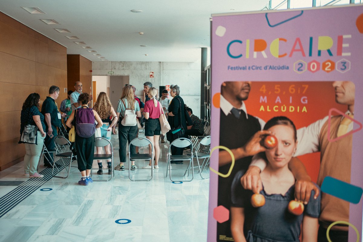 circaire tweet media