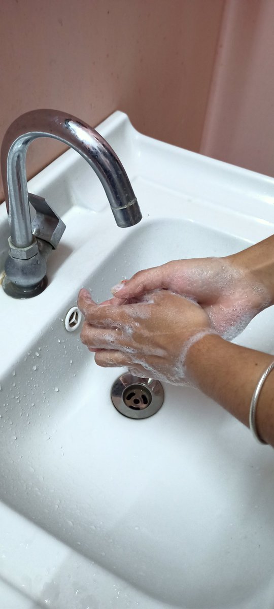 @DSSNewsUpdates Be a germ buster, wash hands.
I can, You can, We can.
#WorldHandHygieneDay 
#DeraSachaSauda