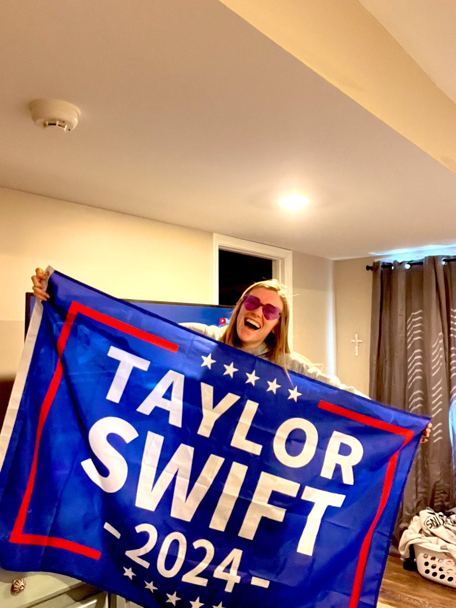 Erin Wilson tweet media