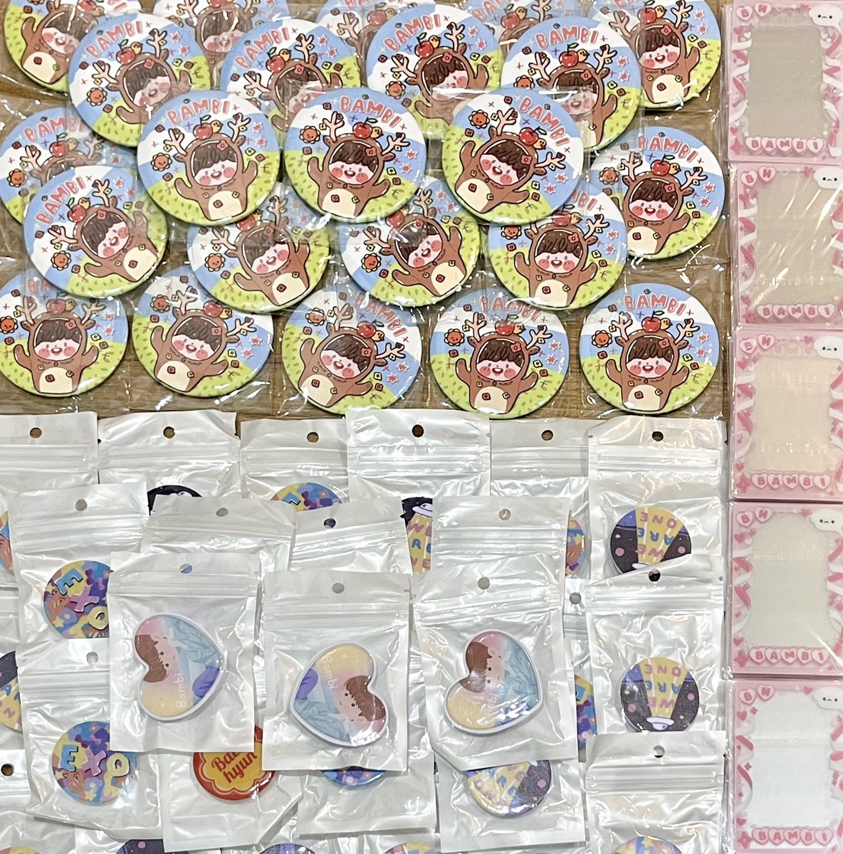 Littleminn's tweet photo. 🎂 Giveaway BBH Day 🐶

♡ Cookies
♡ Acrylic keyring
♡ Postcard
♡ Sticker
♡ Mirror
♡ Frame card
♡ Griptok

=͟͟͞͞♡ 56 set 
꒰ 9-10 pieces for 1 set ꒱

☆ location : bitec bangna
☆ date : 6 May 2023
☆ time : tba

#HappyBaekhyunDay
#MayJamFestival2023 https://t.co/6adTVMHzxz