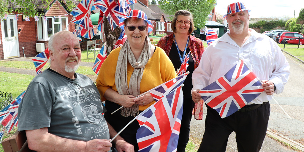 UKNGMidlands's tweet photo. Coronation street party enjoyed by Shawbury residents

Click here to read more -> https://t.co/2YjE437F4F

-> @srhassoc 

-> #Property #Coronation #StreetParty #Event #Residents #King #UKNewsGroup #WestMidlands #Shropshire https://t.co/tq0zAvGuue