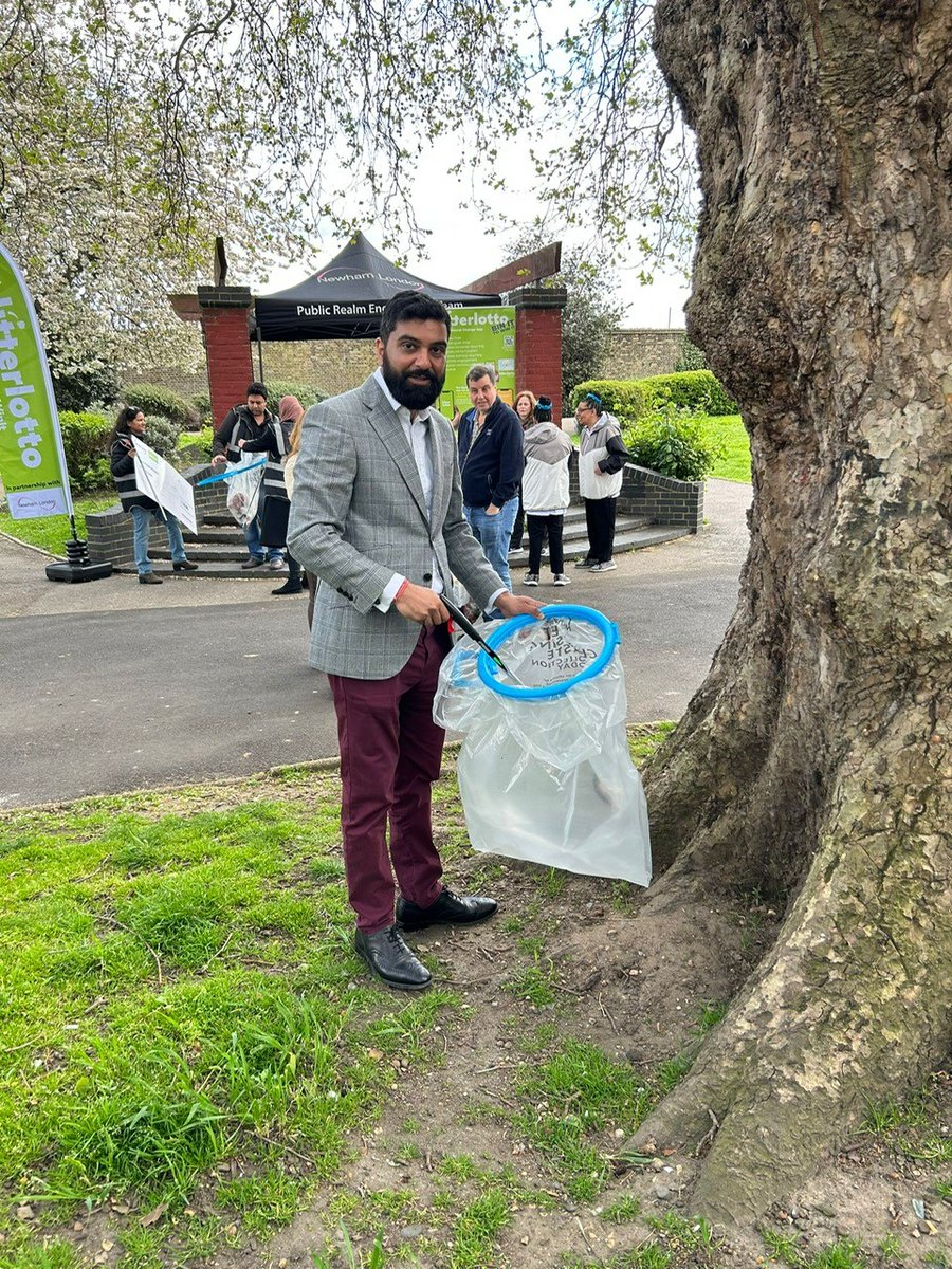 Newham London 💙 tweet media