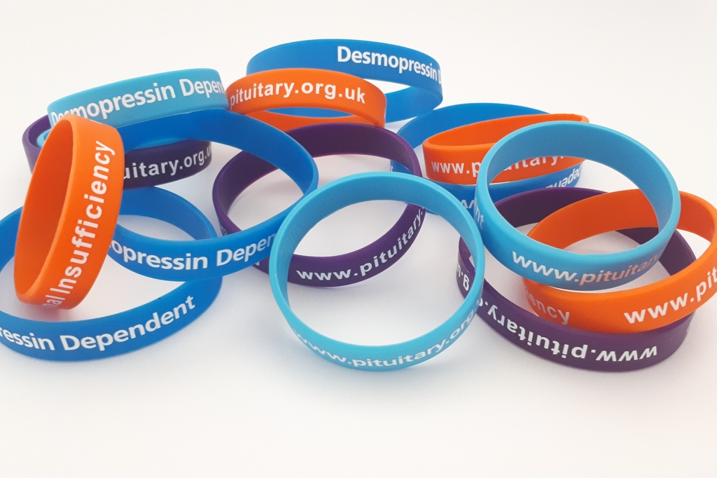 Pituitary_org's tweet photo. Our Desmopressin Dependent and Adrenal Insufficiency wristbands are a great tool to alert people to your condition in case of emergency. 

👉️ Buy yours from our shop here: https://t.co/ki9WUnX4Iz https://t.co/BpxnRhk4iX