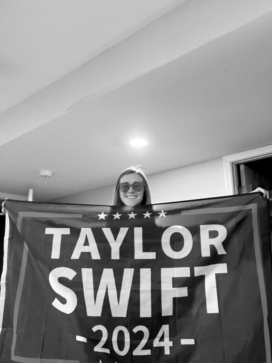 Erin Wilson tweet media