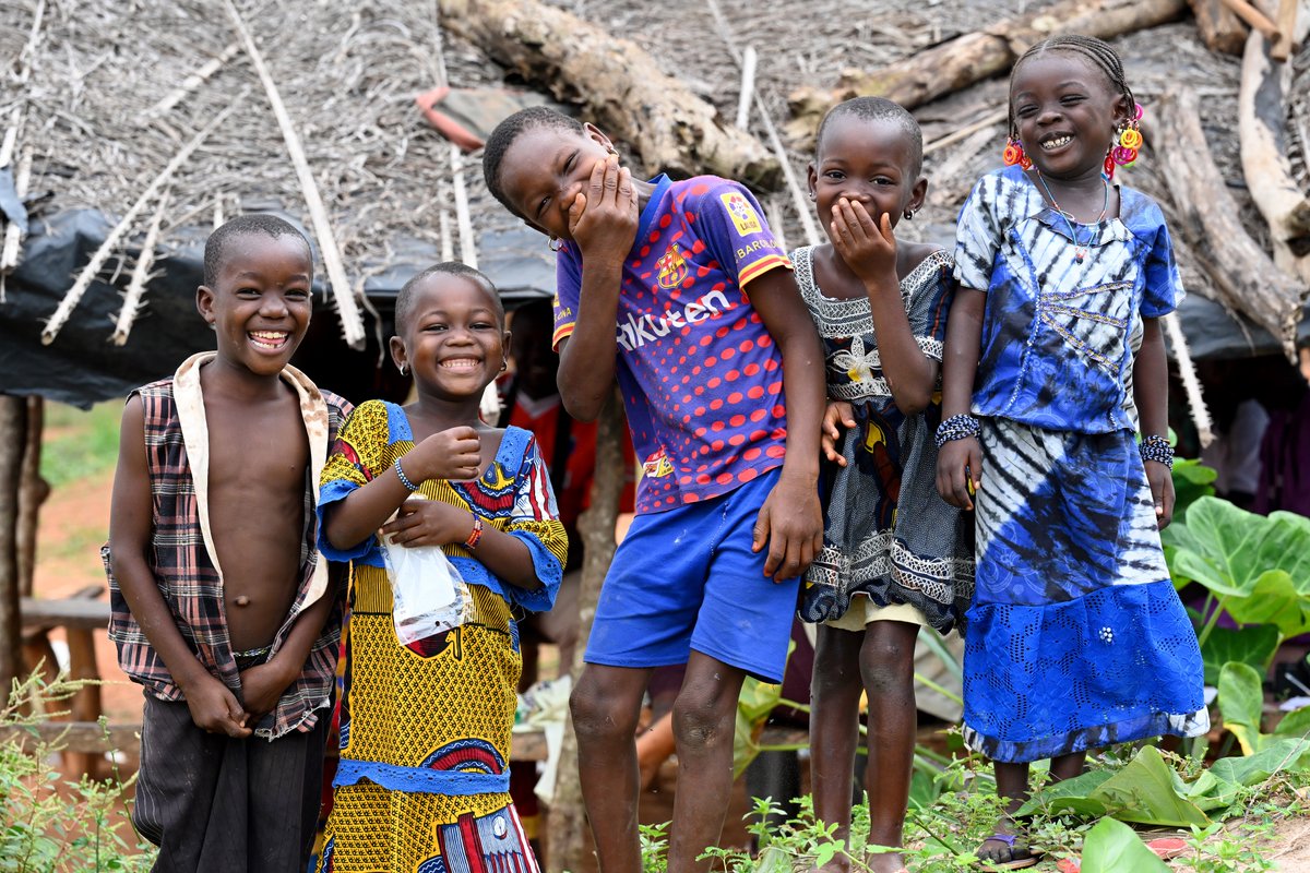 UNICEF_CIV's tweet image. Protéger les enfants dans les zones frontalières Côte d'Ivoire-Burkina Faso est crucial.
C’est 2,4 milliards CFA engagés par le #PBF pour protéger les droits des enfants.

En savoir plus 👉: uni.cf/3AXF04V
#ProtectionDeLEnfant #CohésionSociale #UNICEF #PNUD