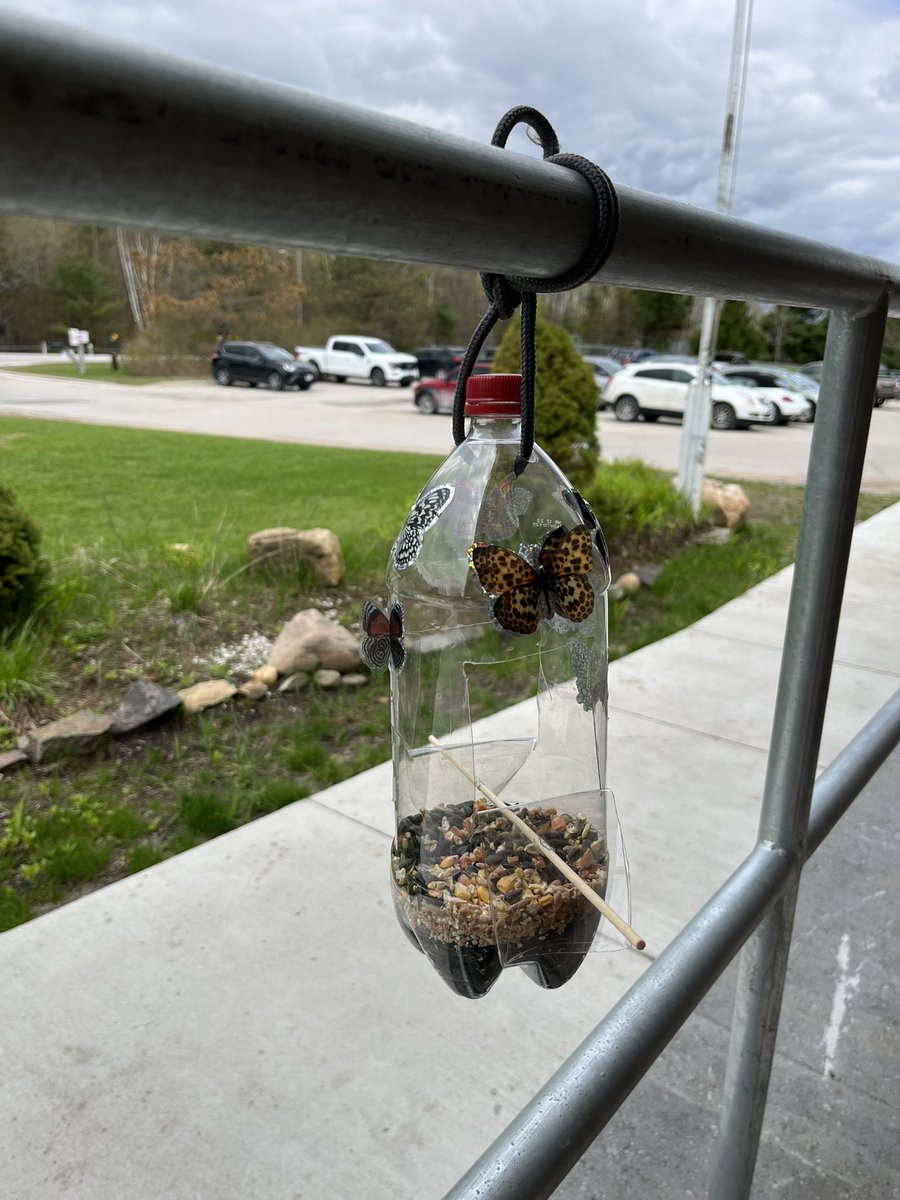 RamaCentral_PS's tweet photo. Our Gr2/3 class created some interesting wonderfully designed feeders that are being visited regularly by many of the local birds! @SCDSB_Schools @scdsboutdoors https://t.co/3QKeDhtZFF