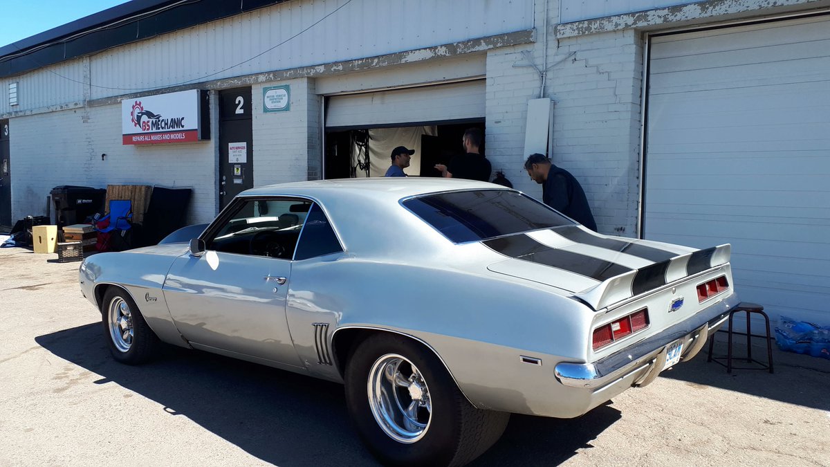 PetrolTV1's tweet image. Getting ready to film Sonny's Camaro, the villian car in 'Petrol 3' now streaming on YouTube.com/PetrolTV #camaro #dragcar #dragracing #musclecar #carsofinstagram #chevy #v8 #classiccar #vintagecar