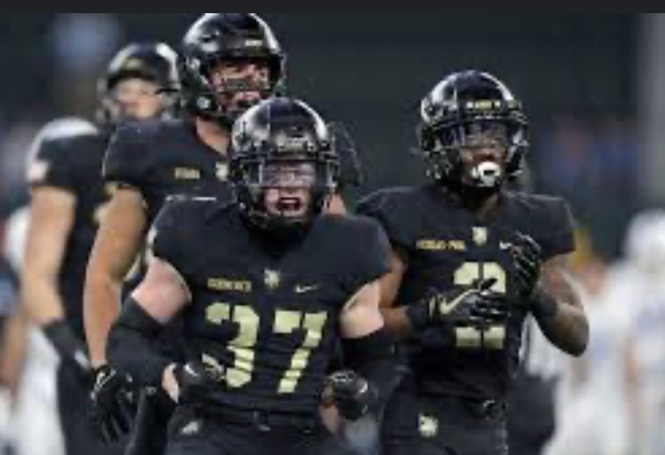 AGTG!! Blessed to receive an offer from Army West Point! @ArmyFB_Recruit @ArmyWP_Football @CoachJuice17 @RecruitGeorgia @ChadSimmons_ @JeremyO_Johnson