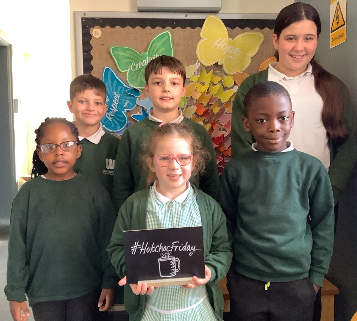 TheHuntspills's tweet photo. What a great time to share our Learning Champions & our #hotchocfriday pupils for their perserverance & being an 'always' superstar. β¨
A regal "Hurrah" to our Learning Champions for challenging yourselves in PE & Art & for improving your reading. π
#teamTHPA @_TPLT_ https://t.co/c8uvXwiLqd