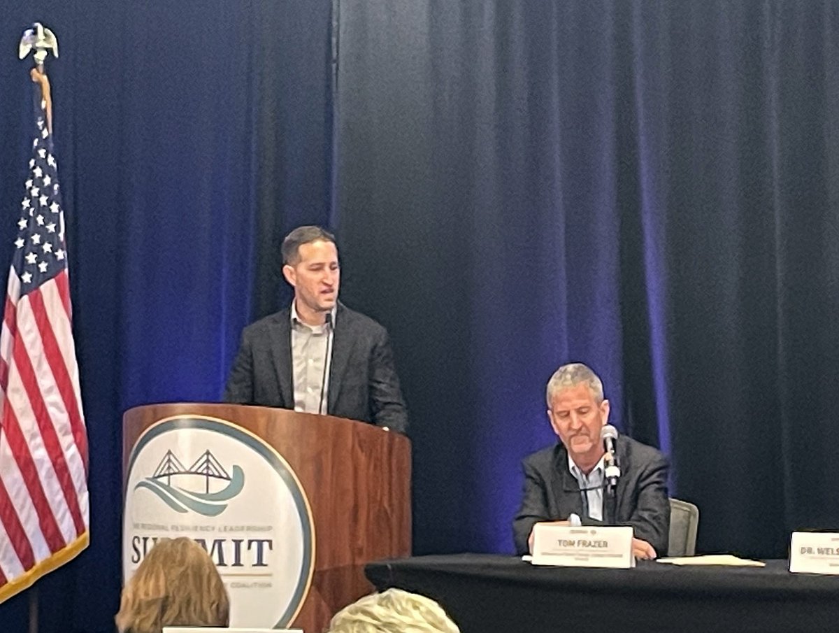 1) Dean Tom Frazer, executive director of the #floridafloodhub, gave a state resilience update at the <a href="/TampaBayRPC/">Tampa Bay Regional Planning Council</a> Resiliency Leadership Summit 2023.