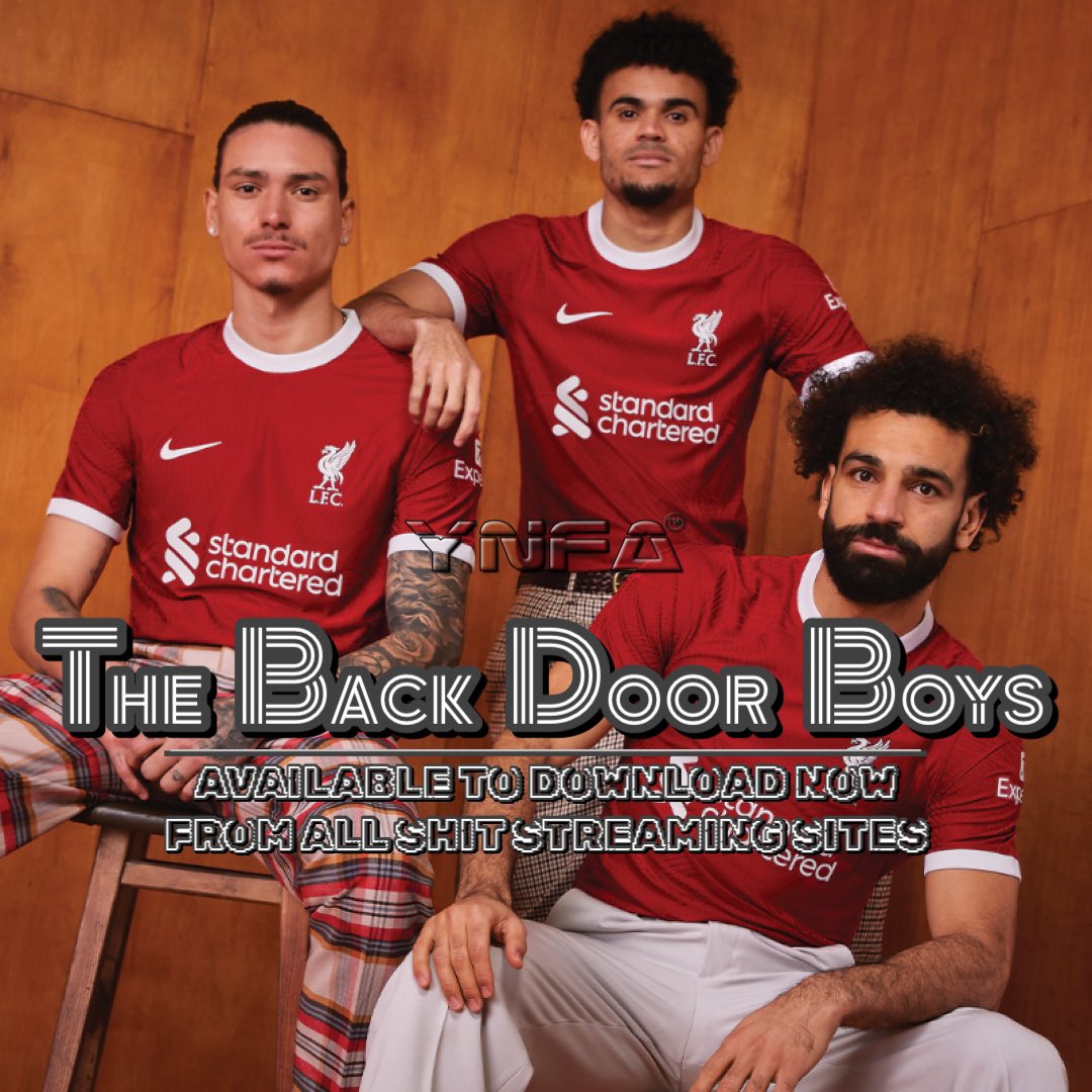 Liverpool new kit photoshoot. Made my day 😂😂😂
#Liverpool #lfc #liverpoolkit #lfckit #newkit #rupert #babestation #EFC #MUFC #MCFC #CFC #AFC #PremierLeague #Everton #ManCity #ManUtd #ManUnited #Arsenal #Chelsea #photoshoot