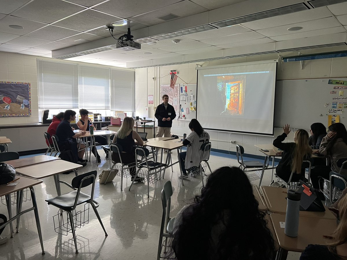 Elyse Hoffman tweet media