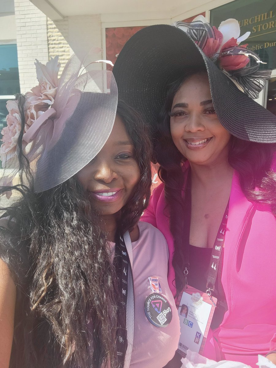 theplug_network's tweet photo. The Day at the Oaks going live all day!  #KyDerby #theplugnetworkonline https://t.co/aZ6z3ItxM1