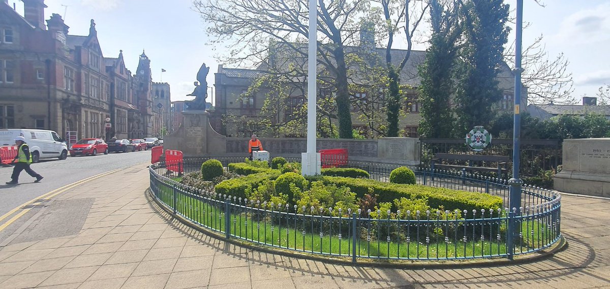 BullenCons's tweet photo. Stalybridge War Memorial has been restored to its former glory in time for the weekend’s celebrations.

We send our best wishes to His Majesty King Charles III and Queen Camilla for the Coronation and we hope our friends, family and supply chain partners have a wonderful weekend https://t.co/YAoufJ0Skm
