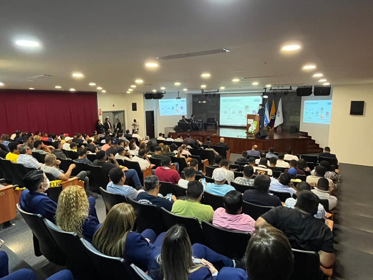 A continuación, se desarrolla el espacio de preguntas y respuestas, para solventar las interrogantes realizadas por la ciudadanía a través del correo: rendiciondecuentas@cnel.gob.ec 

#RendiciónDeCuentasCNEL2022