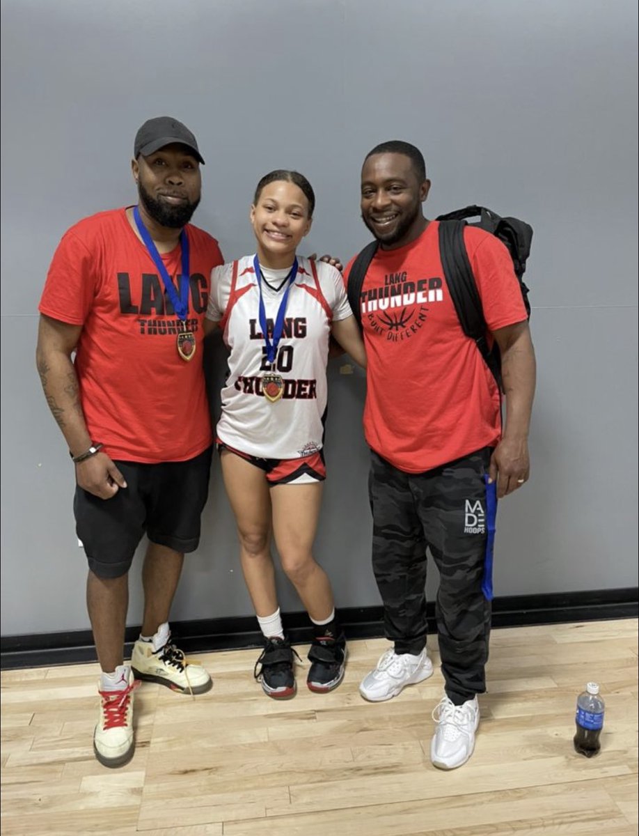 iiamjak15's tweet photo. Windy City Classic Allstate! Jakayla Bunch https://t.co/mRjZbp6r98