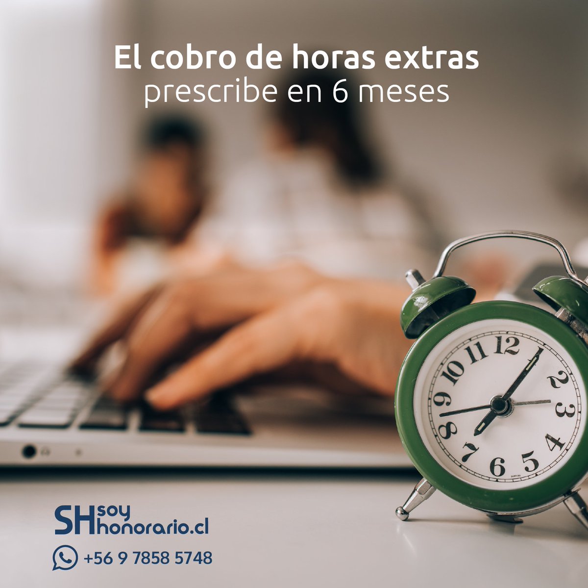 Las horas extraordinarias deben pagarse con un recargo de 50% sobre el sueldo convenido para la jornada ordinaria de trabajo, liquidarse y pagarse conjuntamente con las remuneraciones ordinarias del período.