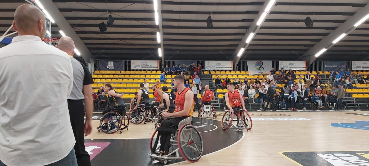 amiab (@grupoamiab) on Twitter photo 💥Estamos en la Final de la Champions Cup 💪🎉
El Bsr Amiab Albacete ha ganado al <a href="/cd_Ilunion/">CD ILUNION</a> y se mete en la final 🏀👩🏽🦽👨🦽
Este sábado a las 19:30 horas ⌚intentarán revalidar el título de campeones de Europa 🏆
Gran trabajo, equipo 👏 💥Estamos en la Final de la Champions Cup 💪🎉
El Bsr Amiab Albacete ha ganado al <a href="/cd_Ilunion/">CD ILUNION</a> y se mete en la final 🏀👩🏽🦽👨🦽
Este sábado a las 19:30 horas ⌚intentarán revalidar el título de campeones de Europa 🏆
Gran trabajo, equipo 👏