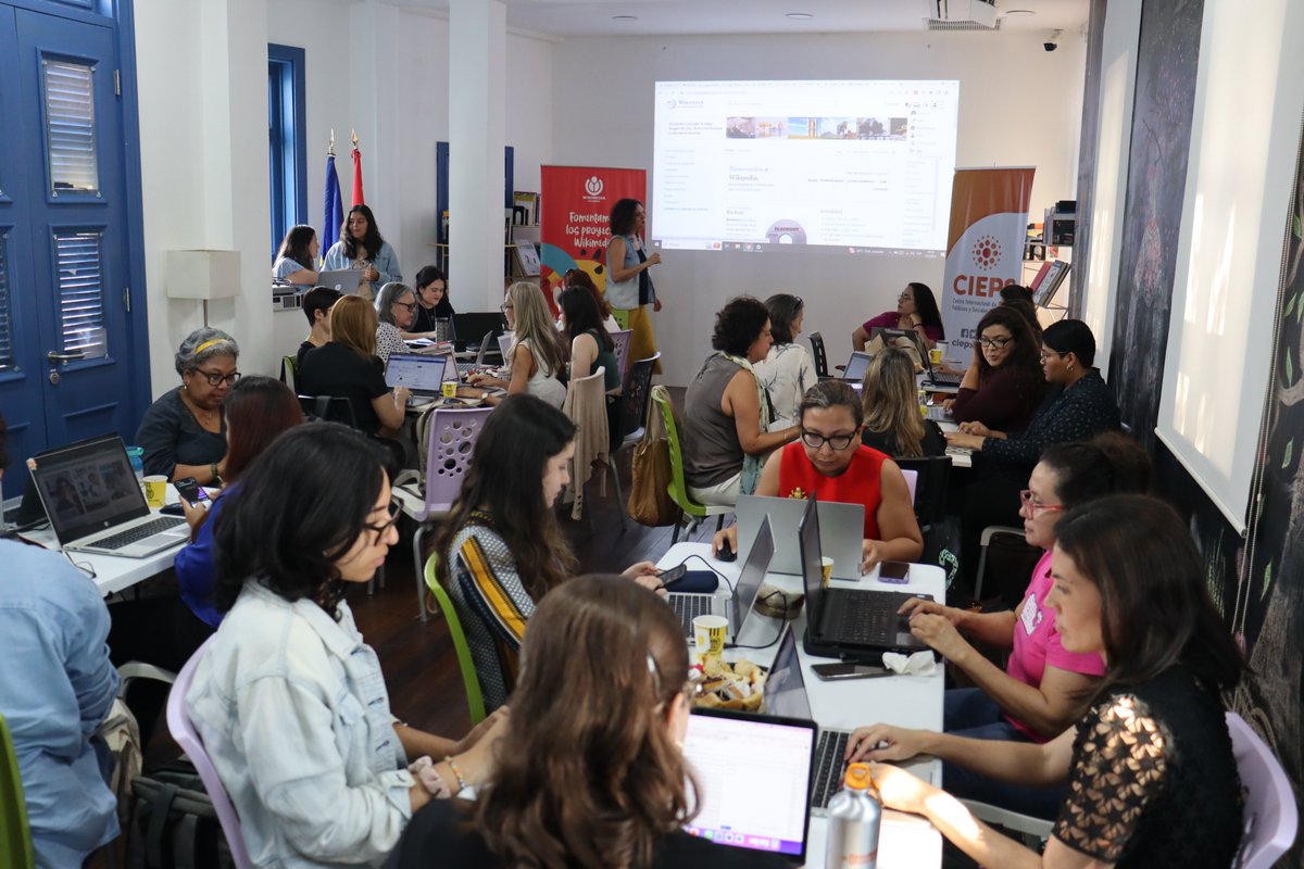 ccecasasoldado's tweet photo. La iniciativa Editatona, nacida en México y extendida internacionalmente desde el año 2015, busca además contribuir al empoderamiento femenino por medio de la tecnología. https://t.co/IHpEmBZPN3