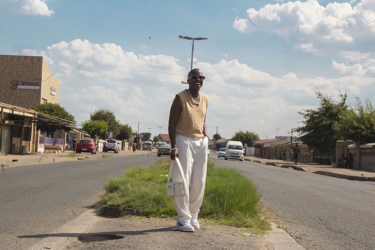 MgmtMental's tweet photo. From Daveyton to your ears. @theereal_steezy is releasing “Fractions Of A Whole”
19 May 23.
Available for Pre-Save 15 May 23. #FOAW #MentalRollout. https://t.co/fxlBQ1mHaz