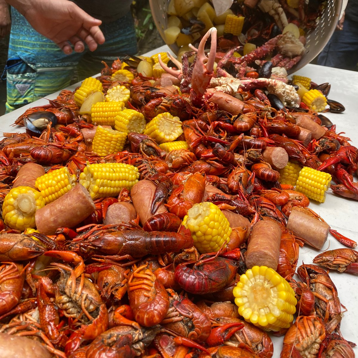 PubGrubz's tweet photo. Crawfish Boil
#crawfish #food #foodie #foodblog #corn #potato #eat #eathealthy #weekend #Friday #tgif #sausage #foodblogger #foodphotography #foodporn https://t.co/K1mexAGGjz