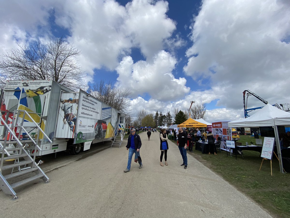 UGDSB_OYAP_DC tweet media