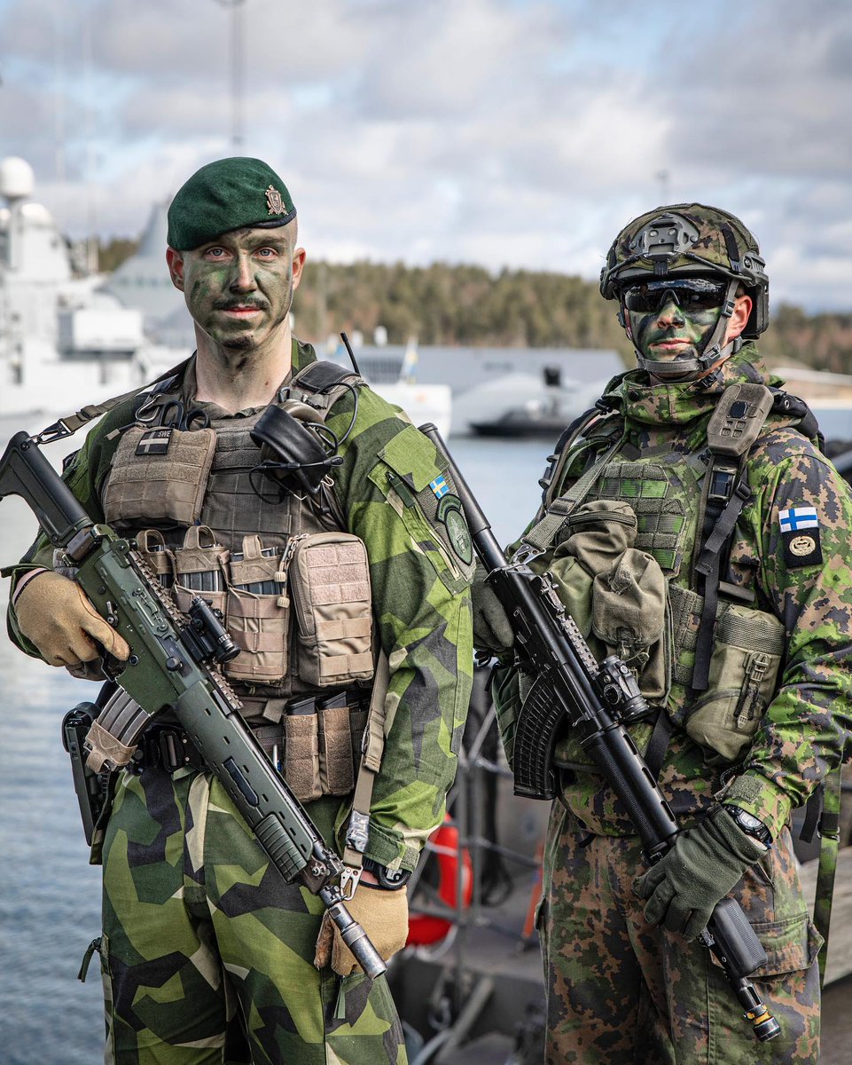 Swedish Marine of the 1st Marine Regiment 'Amf1' & Finnish Marine of the Nylands Brigade, during exercise 'Aurora 23' in Sweden (May 2023)