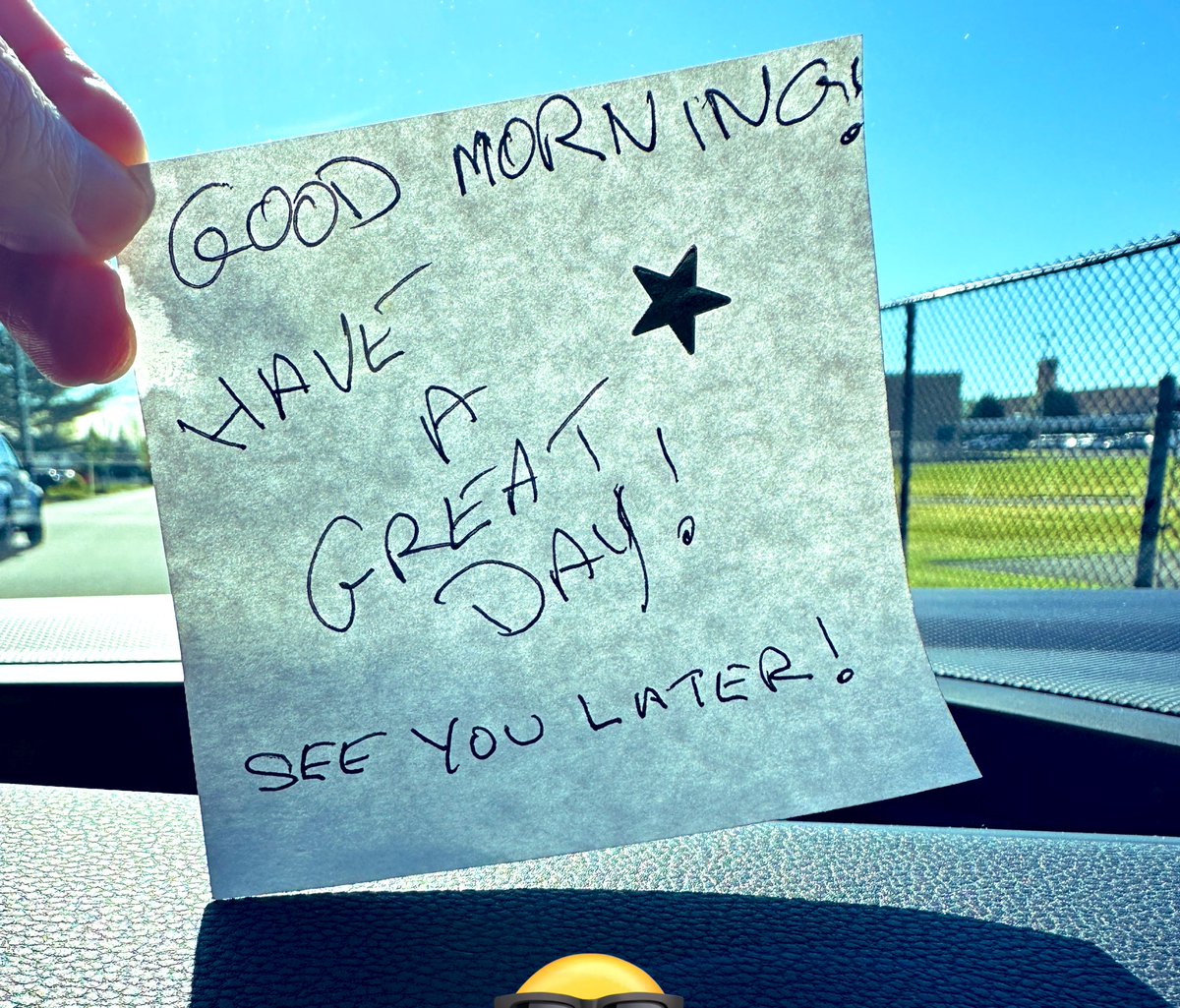 TyMasonDunn's tweet photo. Happy Friday! 
#tymasondunn #fridaymorning #tgif #bestneighbors #motivation #GreatDay https://t.co/EH54R0YnQc