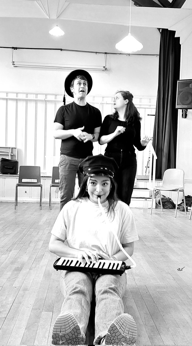 ThePantaloons's tweet photo. Our adaptation of Emma hits the road next week! You can find all of our indoor and outdoor tour dates at the link below: 

https://t.co/aKGwF2asv6 https://t.co/7zZX25OqYB