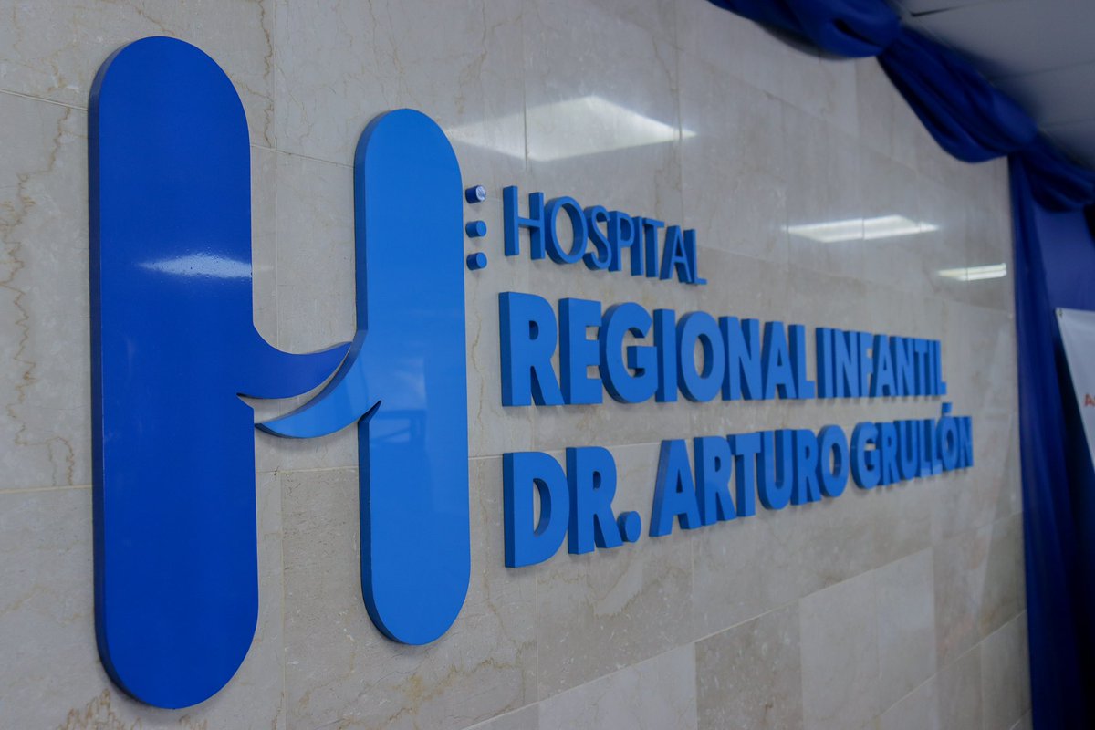 drJoseMatos's tweet photo. Acto de celebración del Día Internacional de Higiene de Manos en el Hospital Regional Infantil Dr. Arturo Grullón. 

@saludpublicard 

#rdavanza🇩🇴 #saludpública #OMS #OPS https://t.co/5k51kjELXq