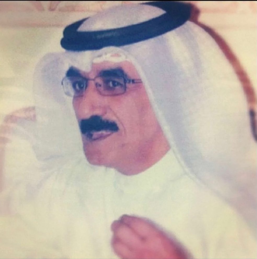 اللهم ارحم من كان وجوده جنة وتقبيل رأسة أمان ، يارب برَّد على قبر جدي واجعله في نعيمٍ دائم🤍.