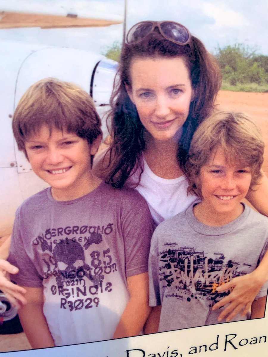 Kristin Davis tweet media