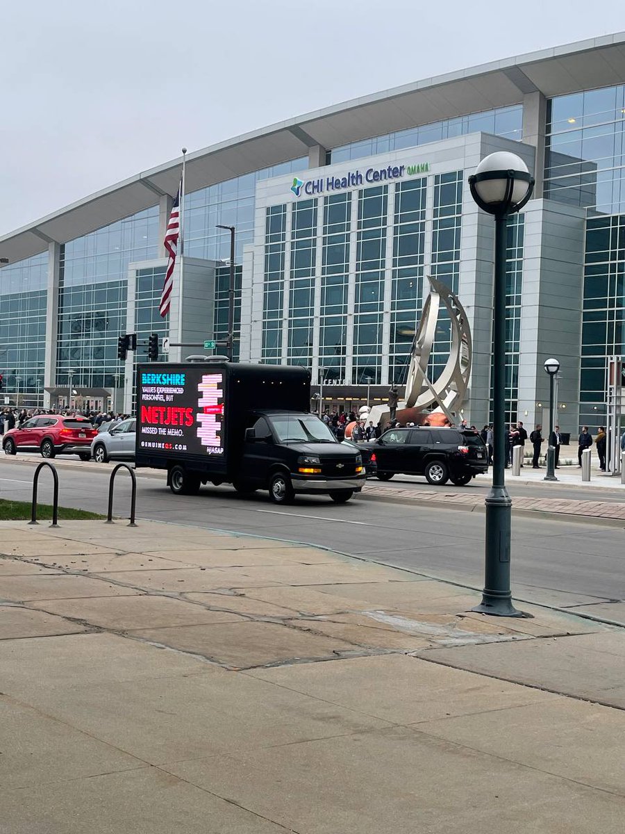 NJASAP's tweet photo. Scenes from downtown Omaha outside the CHI Health Center ... 

#UnionStrong #Aviation #PilotShortage #NotCompetitive #BRK2023 https://t.co/nrSk1moqNk