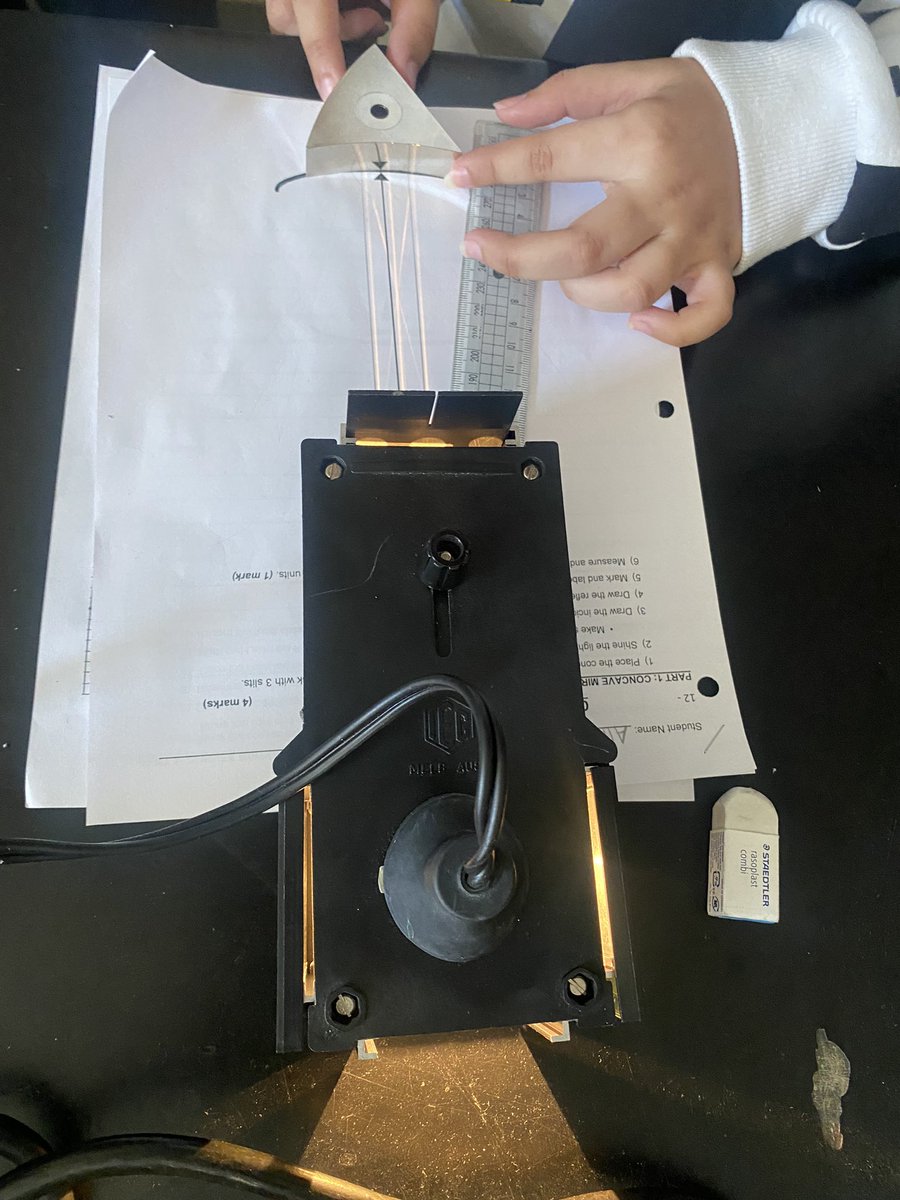 callmeMsRaj's tweet photo. Concave Convex Mirrors Anyone? Lets find the focal point and length!
@tdsb #optics #classroom #sciencetwitter https://t.co/vmXbCRRPwt