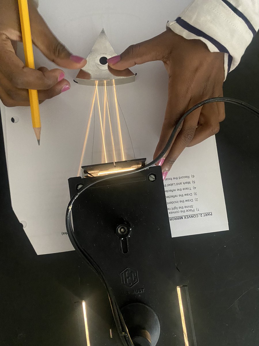 Concave Convex Mirrors Anyone? Lets find the focal point and length!
<a href="/tdsb/">Toronto District School Board</a> #optics #classroom #sciencetwitter