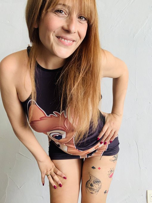 Hola!!!! Me extra&ntilde;abais???? 😈😈😈❤️❤️❤️  Estoy en directo!!!   https://t.co/GWaMEuUpZW https://t.co/Fn<a href="/tag/chicascima"class="tags"><span>#chicascima</span></a><a href="/tag/chicacima"class="tags"><span>#chicacima</span></a>
