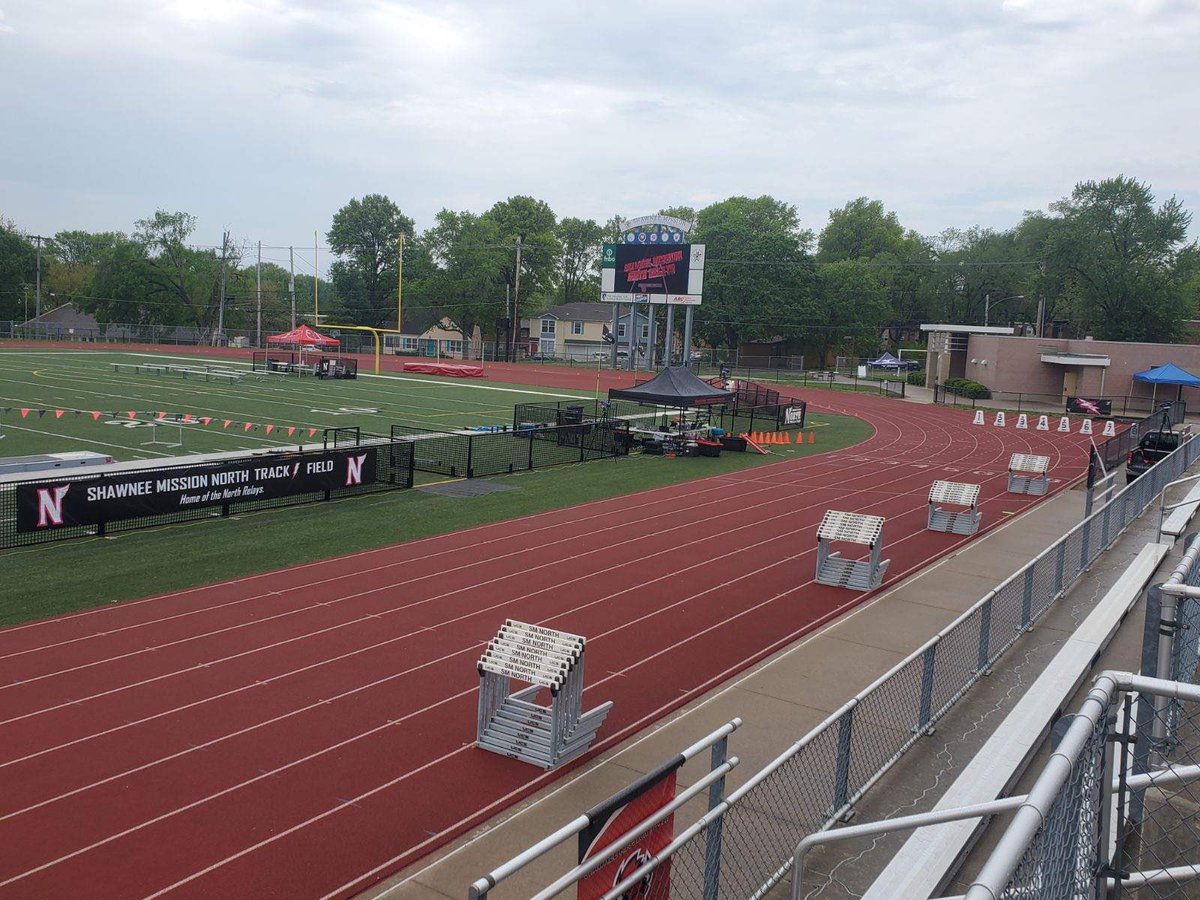 SMNTrack's tweet photo. The quiet before the storm
#NorthRelays https://t.co/uYBfEAv3RL