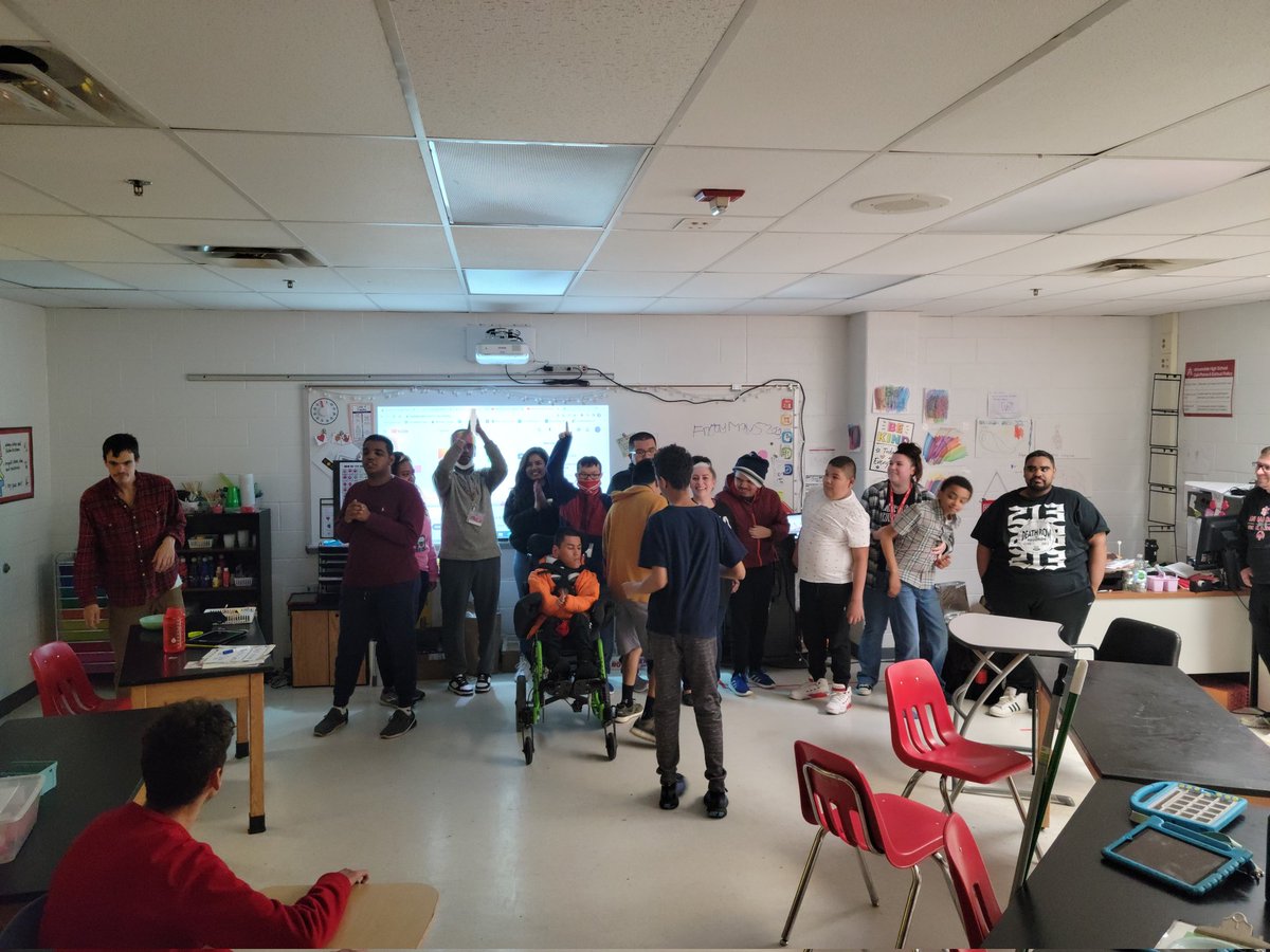 Thanks <a href="/SPEDwithShakura/">Shakura Iqebal</a> and Ms. G! WE WILL MISS YOU! Go doing amazing things! #atomnation