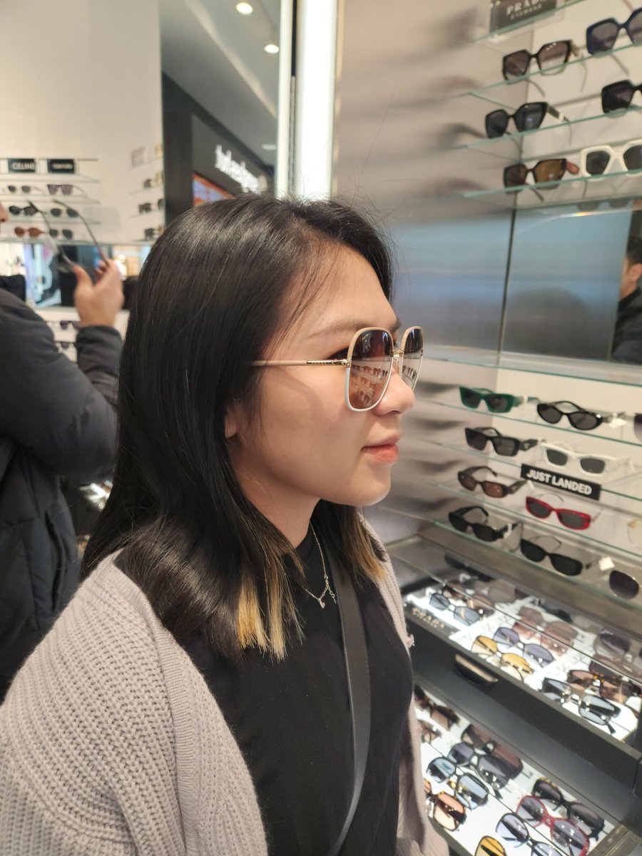 Nguyen413's tweet photo. Wife asked if she should get new 400 sun glasses. Told her you work hard spoil yourself. Also grab me a pair 🤣 https://t.co/EgbSHNgysd