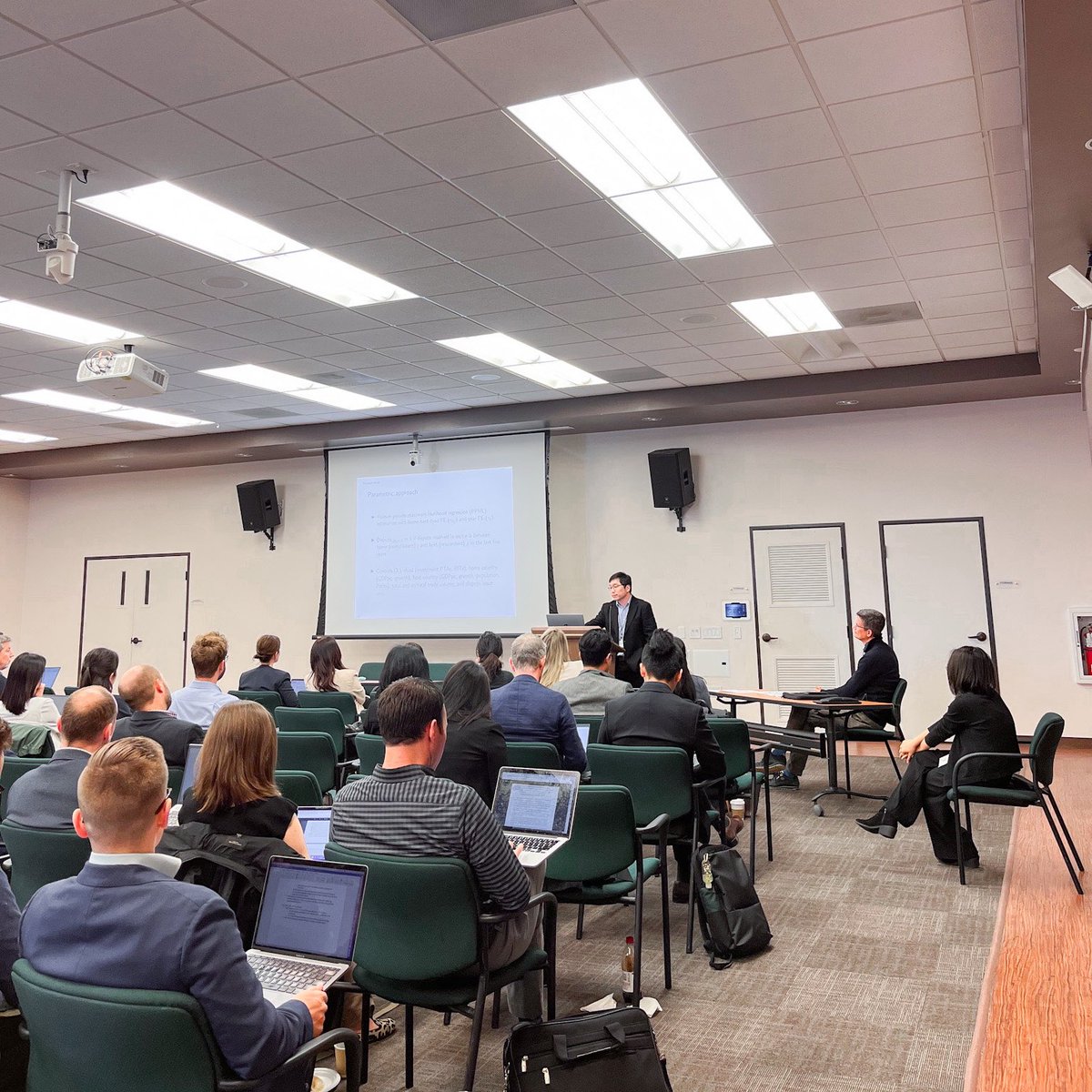 Center for Commerce and Diplomacy tweet media