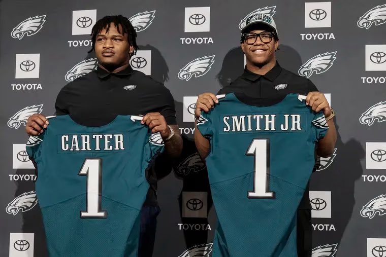 PHLEaglesNation's tweet photo. Jalen Carter will wear No. 98 and Nolan Smith will wear No. 3‼️ https://t.co/Wq1pYdBs2l