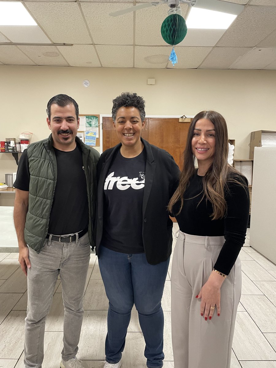 ChicagoMIRA's tweet photo. Mayor-Elect @Brandon4Chicago  visited the 50th Ward yesterday at @indoamerican, learning about the important services local community organizations provide. MIRA staff Ekram Hanna  &amp; Othman AlAni represented MIRA and also met @Andrefor40th @ChiAlderwoman and @50thWardChicago https://t.co/mBu7LfDLpN