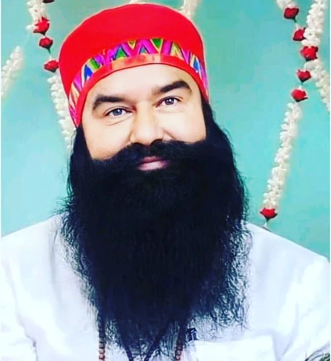 InsanPrateek's tweet photo. ਮੇਰੇ ਸਤਿਗੁਰੂ ਸ਼ਹਿਨਸ਼ਾਹ ਸੰਤ ਡਾ. @Gurmeetramrahim ਸਿੰਘ ਇਨਸਾਨ ਜੀਓ
ਅੱਜ ਤੱਕ ਜੋ ਵੀ ਦਿੱਤਾ ਤੁਸੀਂ ਹੀ ਦਿੱਤਾ
ਨਾ ਕਿਸੇ ਤੋਂ ਮੰਗਿਆ
ਨਾ ਕਿਸੇ ਤੋਂ ਮੰਗਣਾ
ਸਾਡਾ ਤਾਂ ਤੂੰ ਹੀ ਸਹਾਰਾ ਹੈ ਮੇਰੇ ਮਾਲਿਕ
ਤੇਰਾ ਸ਼ੁਕਰਾਨਾ ਨਹੀਂ ਕਰ ਸਕਦੇ ਦਾਤਿਆ
ਮੱਤ ਉੱਚੀ ਮਨ ਨੀਵਾਂ ਰੱਖਿਓ ਦਾਤਾ ਜੀ 
🙏🙏🙏🙏🙏🙏🙏🙏 https://t.co/2iZKPri3Sq
