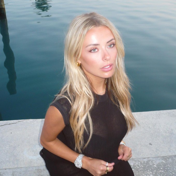 &hearts;‿&hearts; https://t.co/XT2yIOu29G