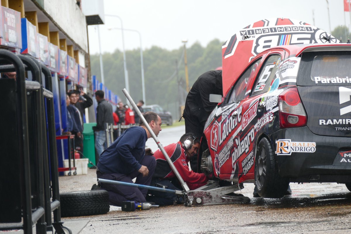EfectoContenido's tweet image. #Concordia2023: llueve en Entre Rios mientras iniciamos una jornada de homenaje.