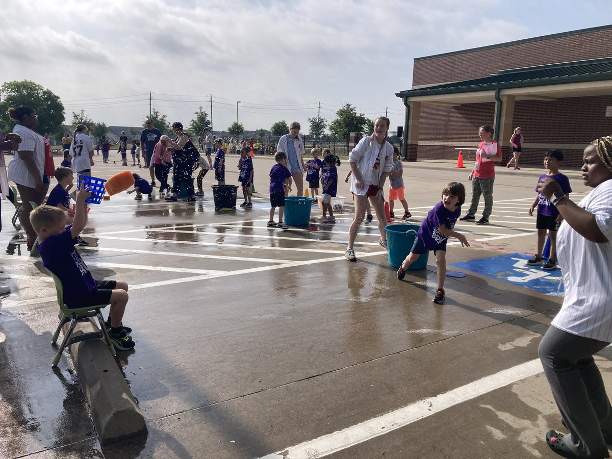 MNHS PALS🧡💙 tweet media